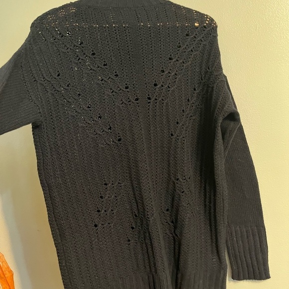 BCBG MaxaRia Womens Marino Wool Blend Sequined Black Tunic Sweater Knit Sz XS - Picture 12 of 13